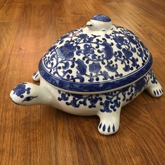 Bombay turtle storage box - Picture 1 of 8